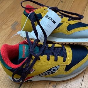 Reebok classic Leather Ripple Boys Size 1